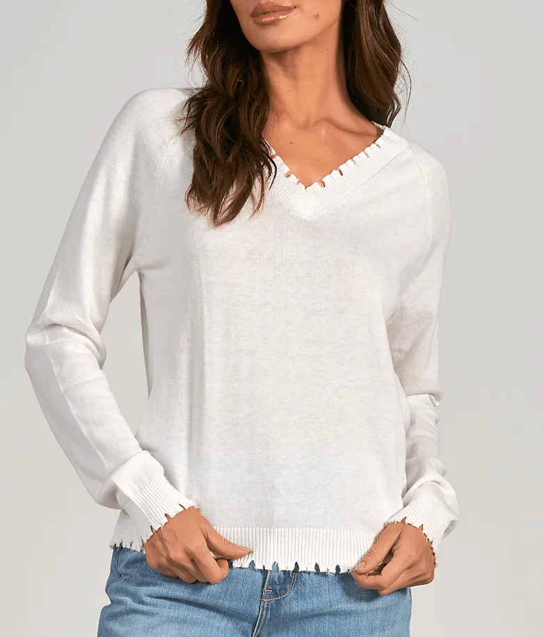 ELN Distressed Vneck Sweater-White