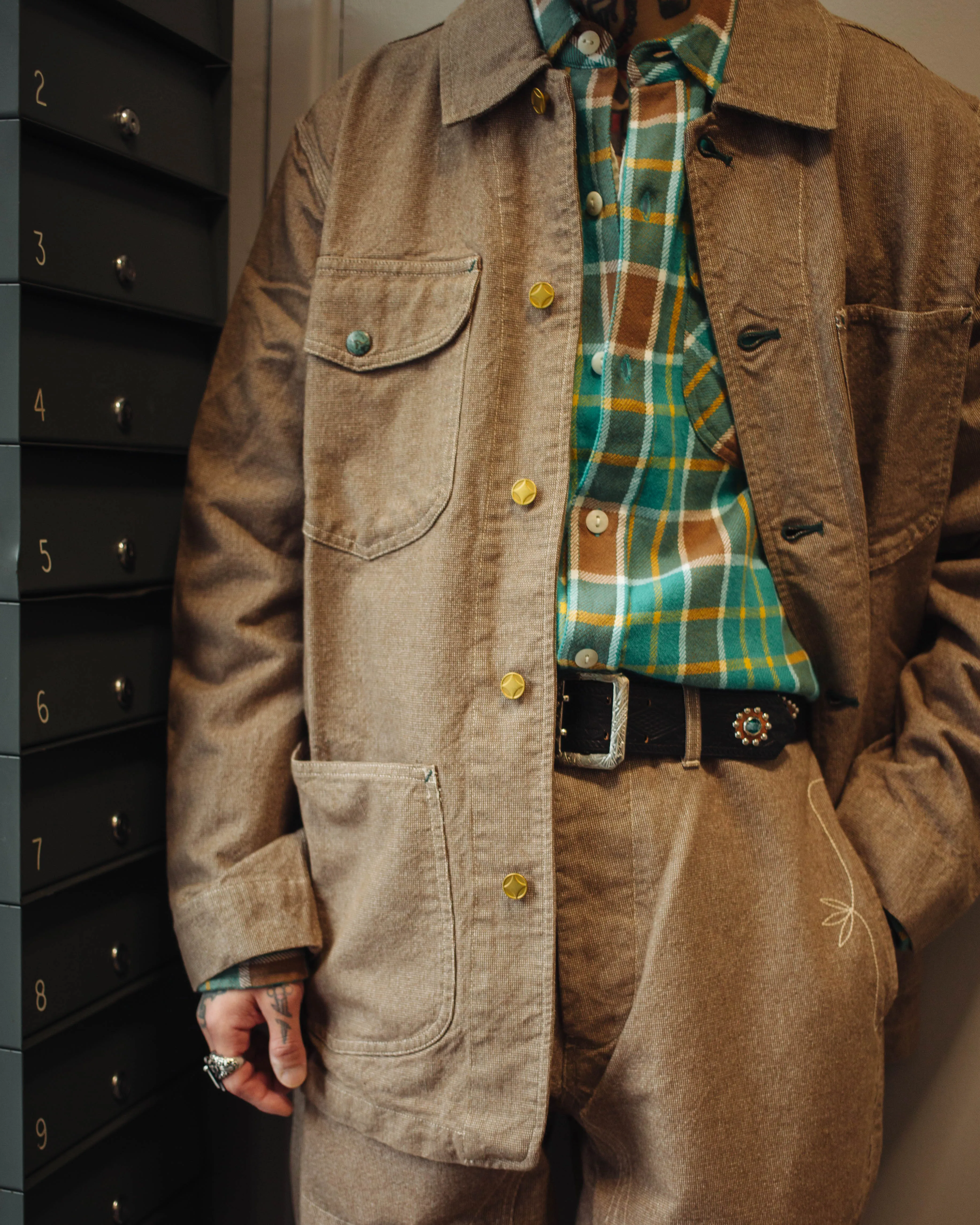 HEAVY PINPOINT CANVAS CHINO PANT - BROWN